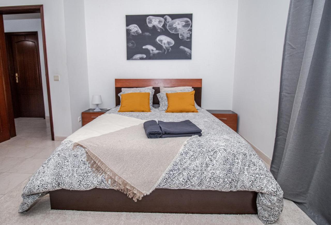 Charming Private Rooms In An Apartment A2 Penha - Faro Luaran gambar